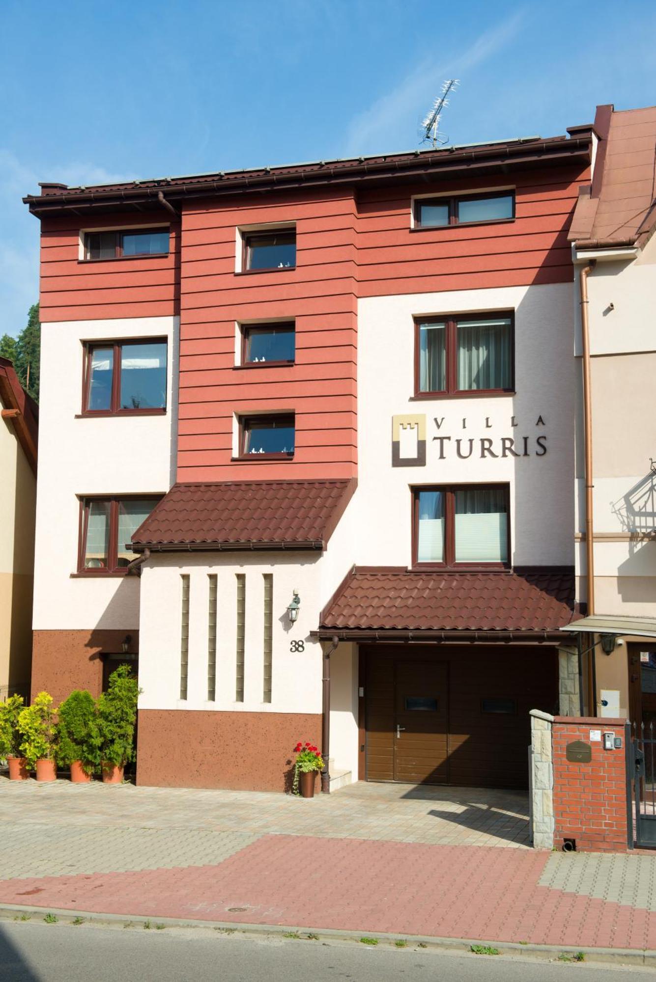 Villa Turris Apartamenty Przy Muszynskim Zamku Muszyna Exterior photo
